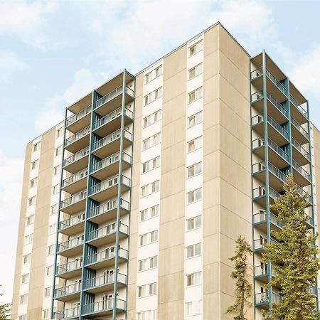 Coast Fraser Tower Yellowknife Exterior photo