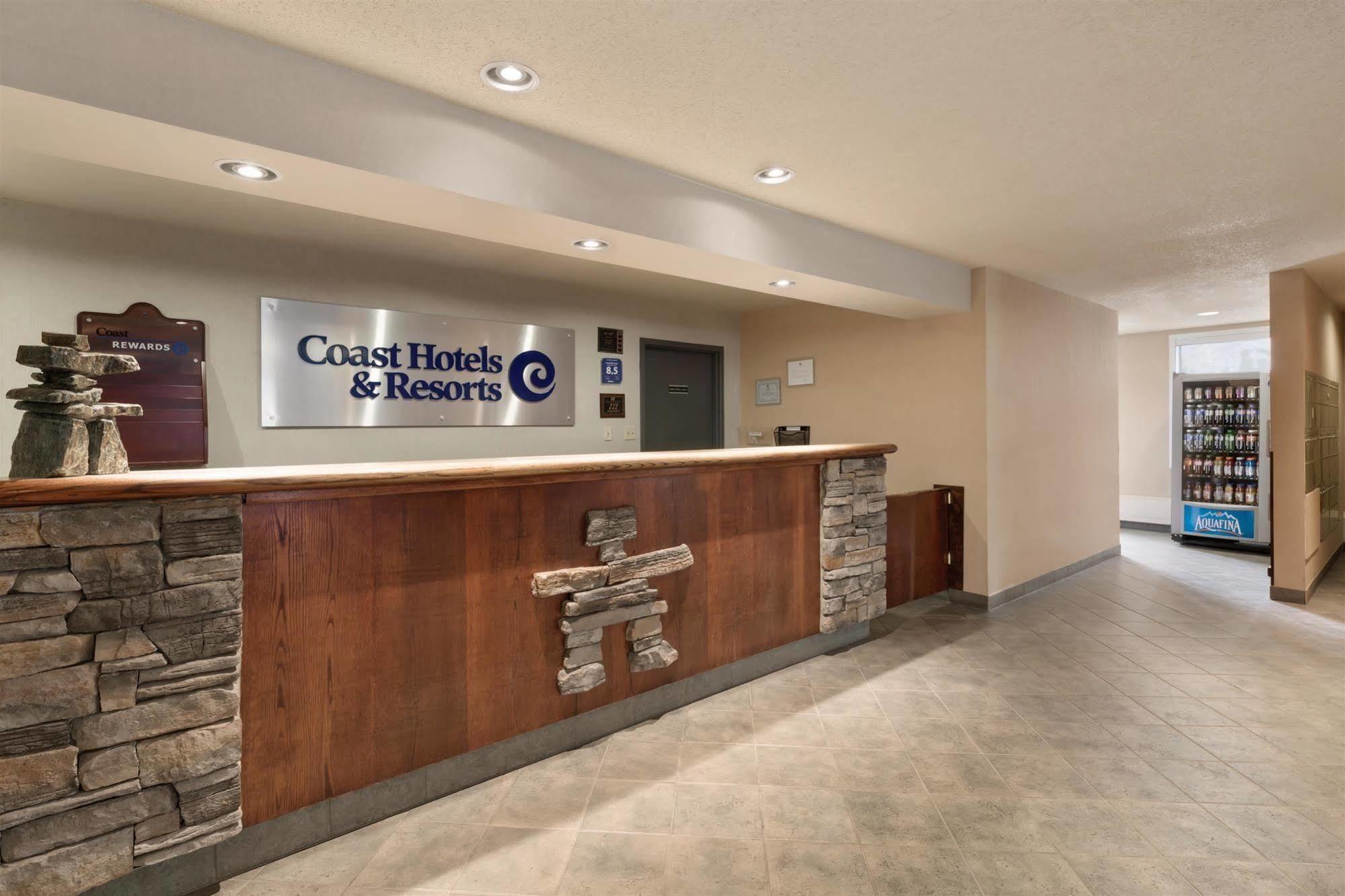 Coast Fraser Tower Yellowknife Exterior photo